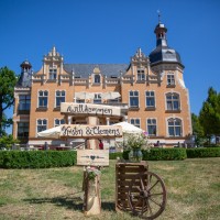 Hochzeitsfotografie Goitzsche in Bitterfeld Villa Bernsteinsee mit freier Trauung _2